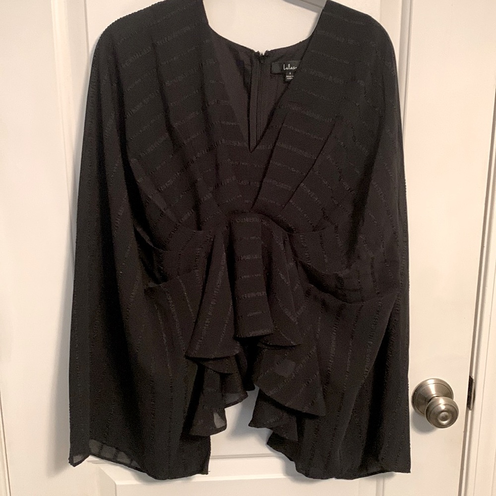 Lulu’s Black Striped Long Sleeve Top